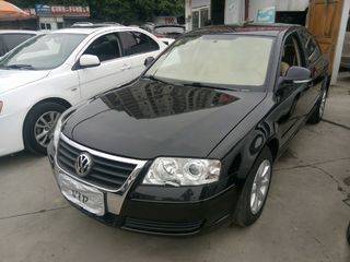 冠匯舊機(jī)動車經(jīng)紀(jì) 專業(yè)代辦新車上戶，省時省心更便捷